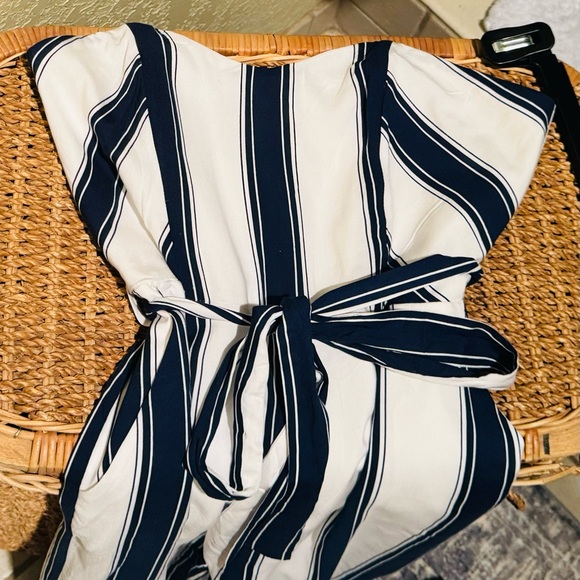 NWT white and blue jumpsuit...never worn and in excellent condition... - Picture 3 of 8